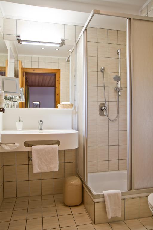 Gasthof-Hotel Bramosen Weyregg Quarto foto